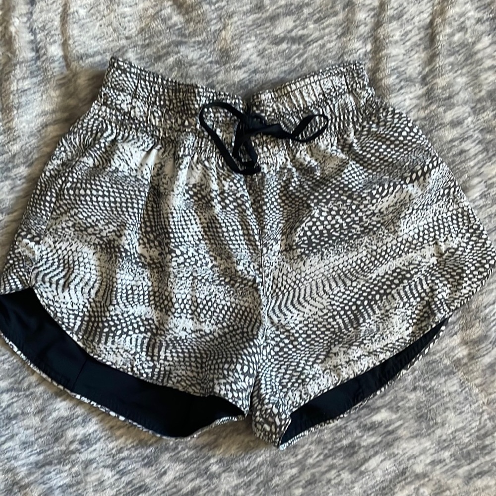Lululemon reversible shorts